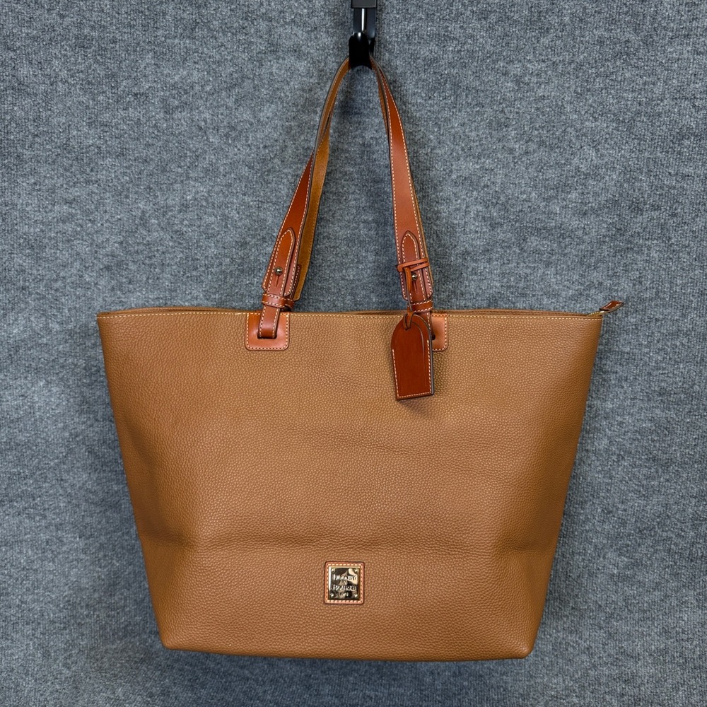 Dooney & Bourke Shopper Tote Bag Tan Brown Pebble Leather Inner Zipper Closure